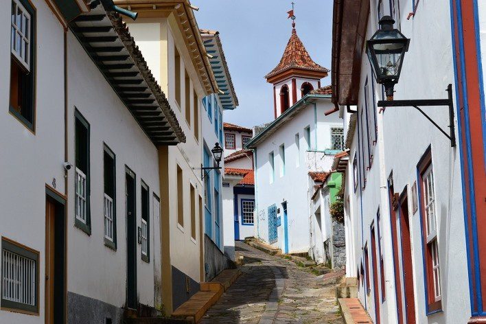 Ruas e Becos no Centro Histórico de Diamantina, MG. Fonte: Elio Morone Filho