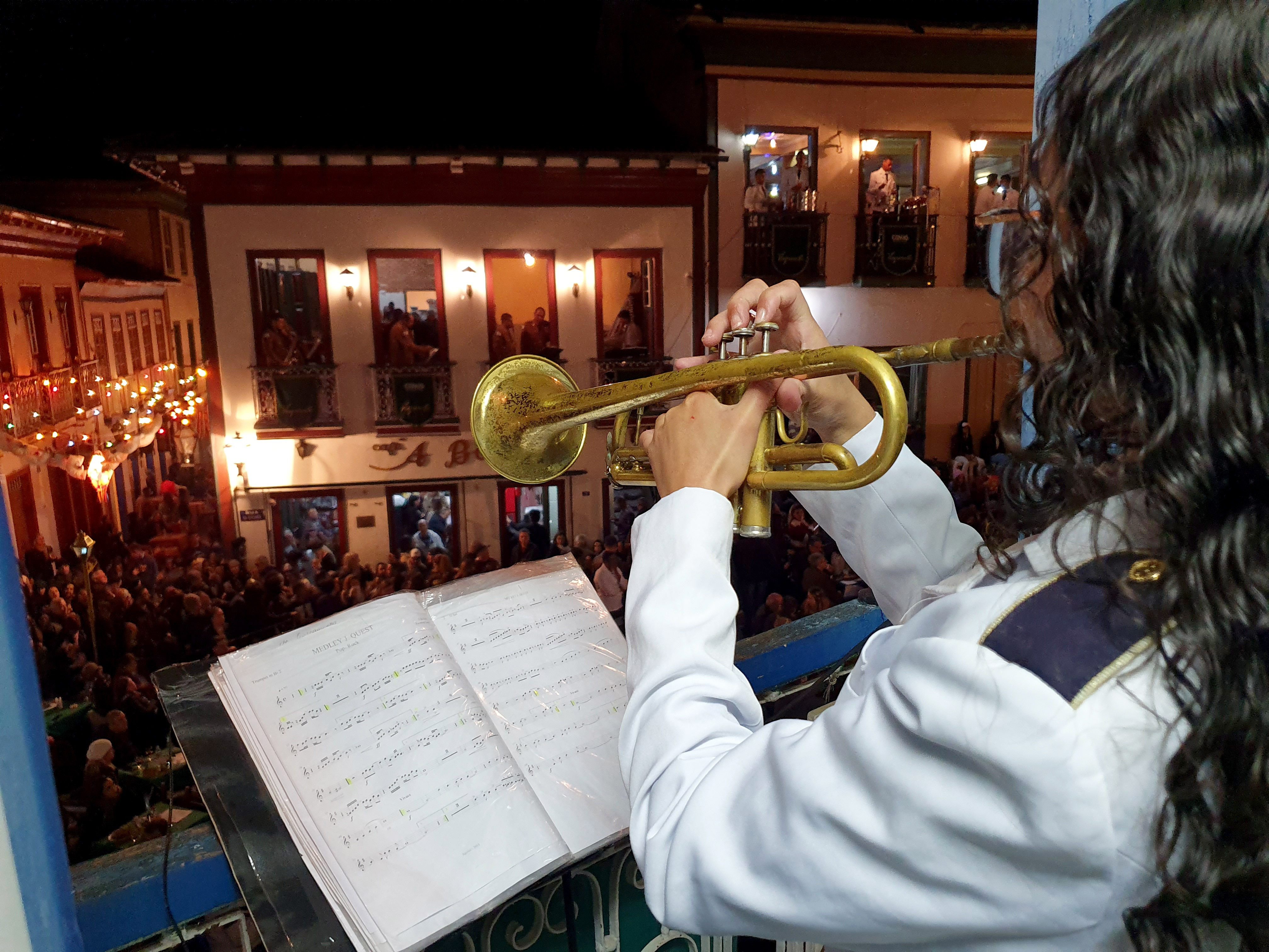 Noite de Vesperata em Diamantina, MG.