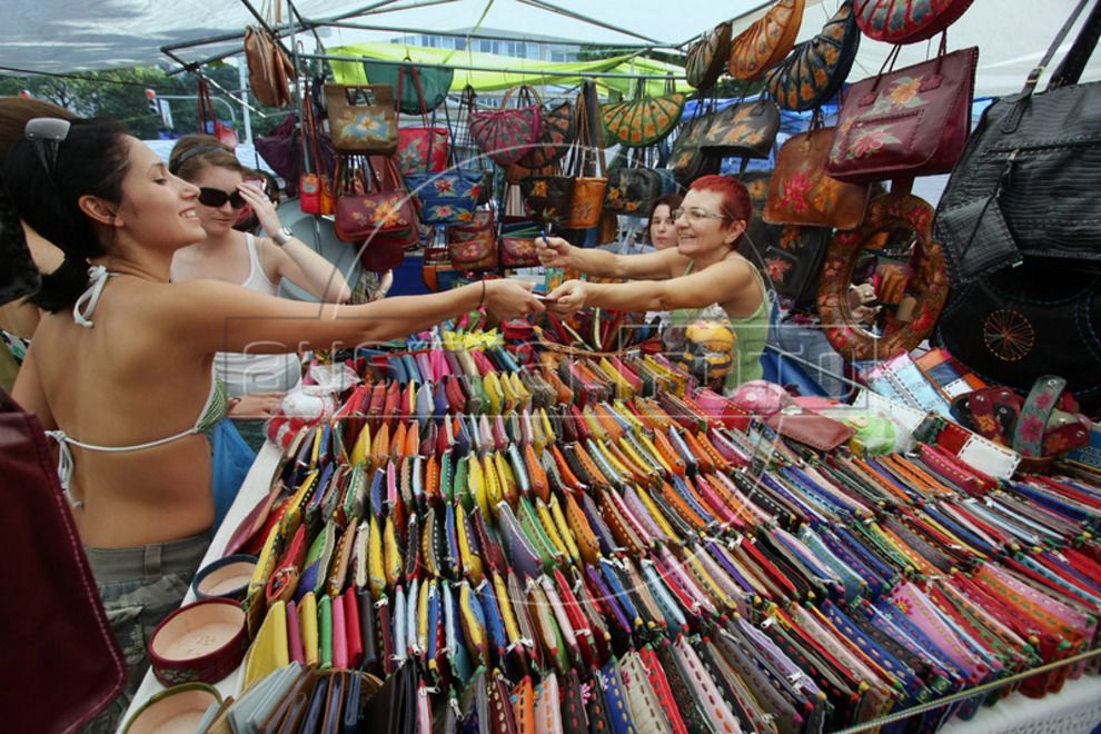 Feira Hippie de Ipanema - Riotur - Rio de Janeiro