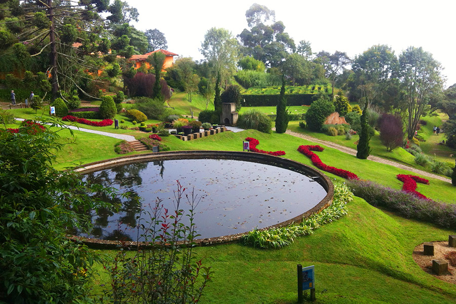 Amantikir Garden - Campos do Jordão - Portal em Campos do Jordão