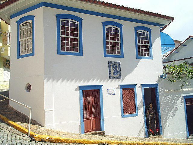 Casa Frei Galvão - Guaratinguetá - Portal kafehotel