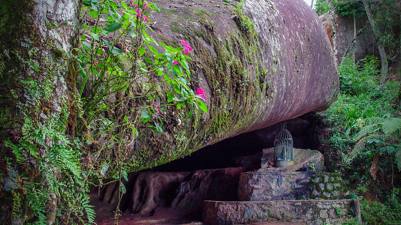 Gruta dos Crioulos - Campos do Jordão - Portal netcampos