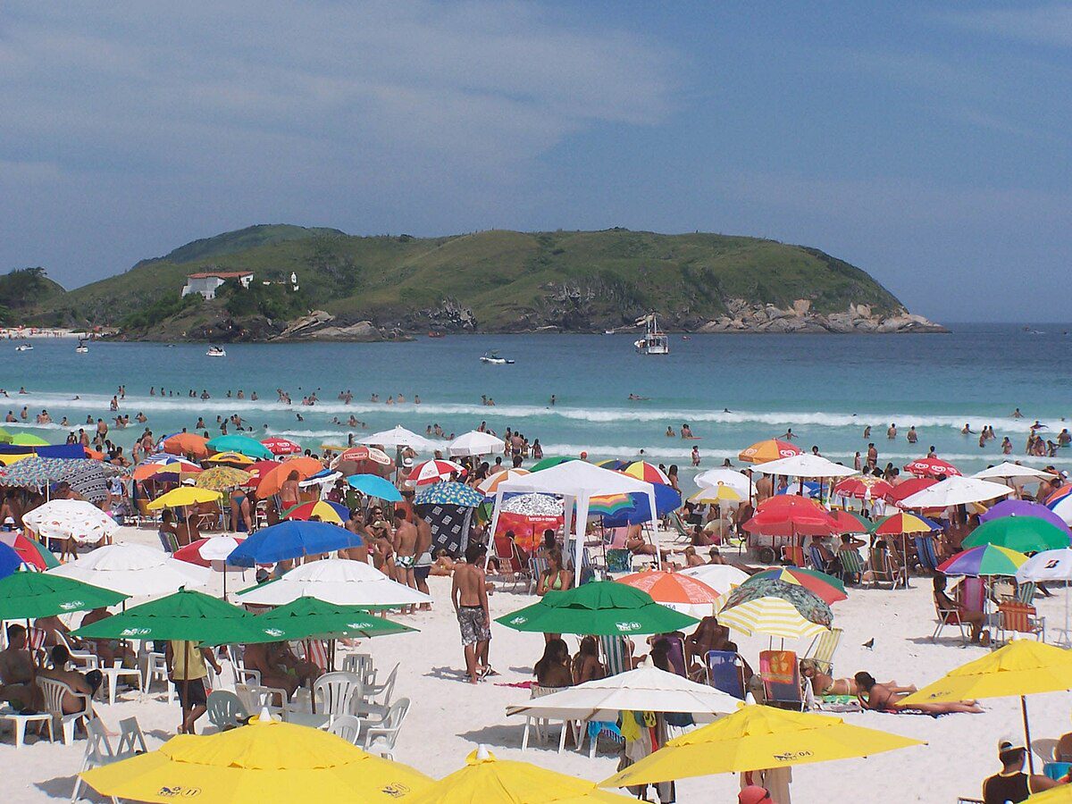 Praia do Forte - o dia - Cabo Frio RJ