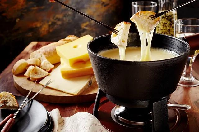 Famoso Fondue - Monte Verde - pousadacantosecontos.com.br