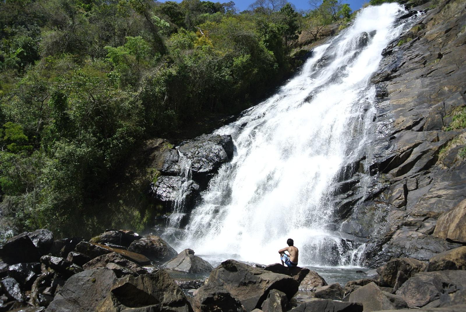 Cachoeira dos Pretos em Joanópolis SP - sr.wikiloc.com