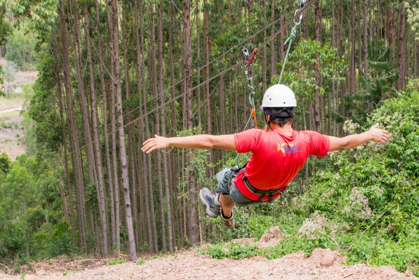 Mega Tirolesa na Fazenda Radical em Monte Verde