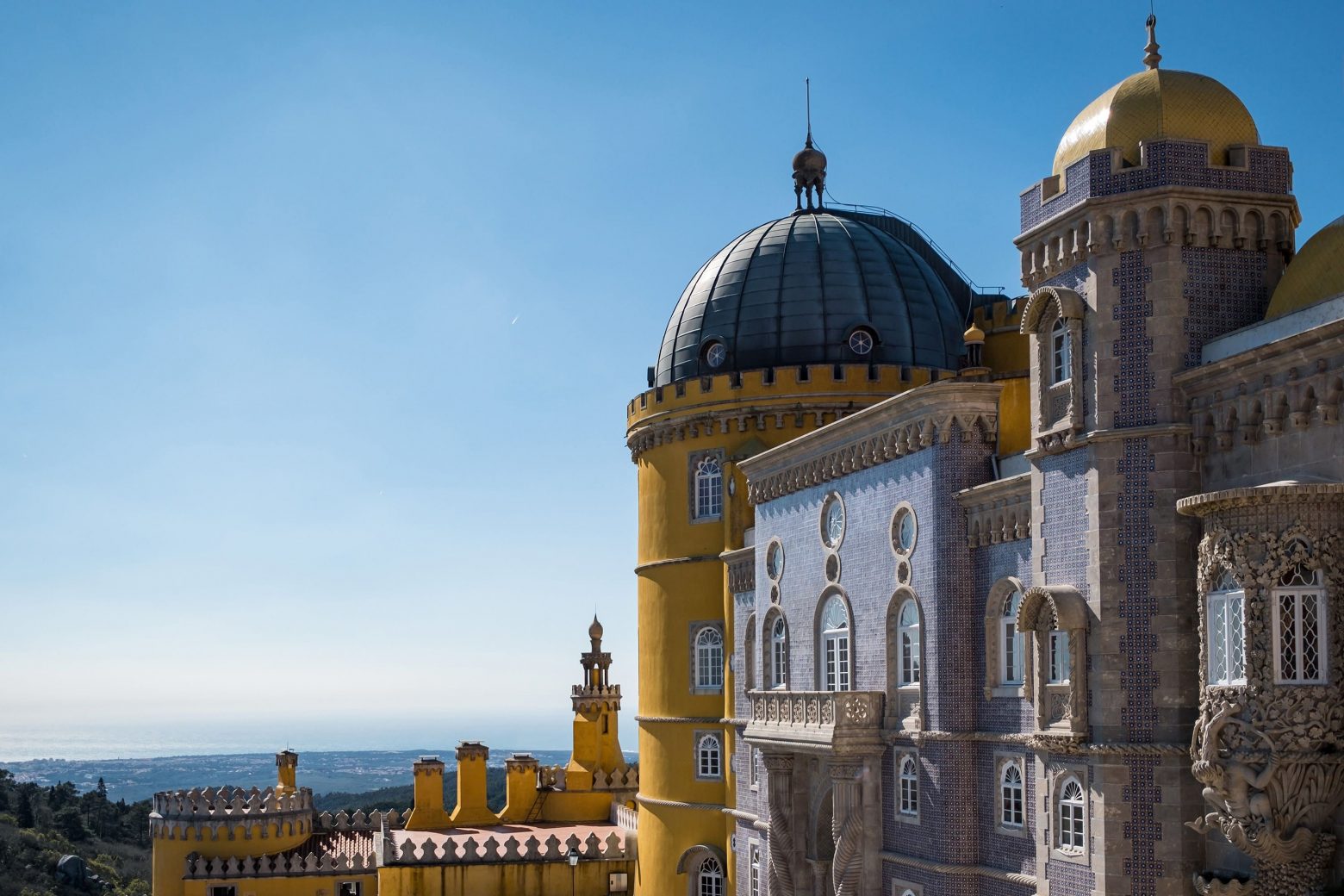 Lateral do Palácio de Pena, em Sintra, Portugal