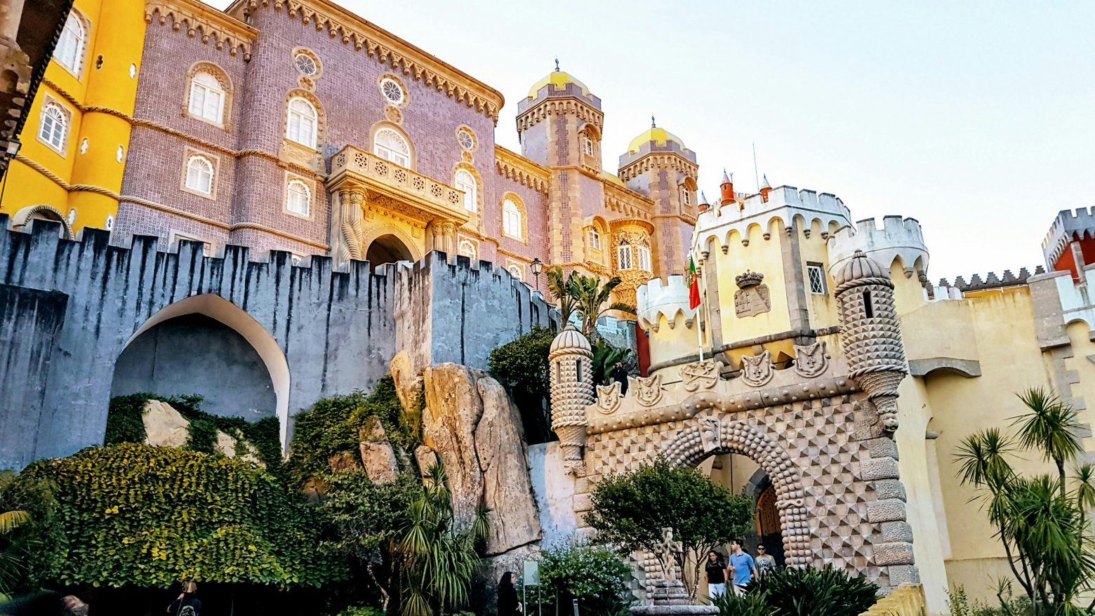 Parte da Fachada do Palácio de Pena - Sintra - Portugal