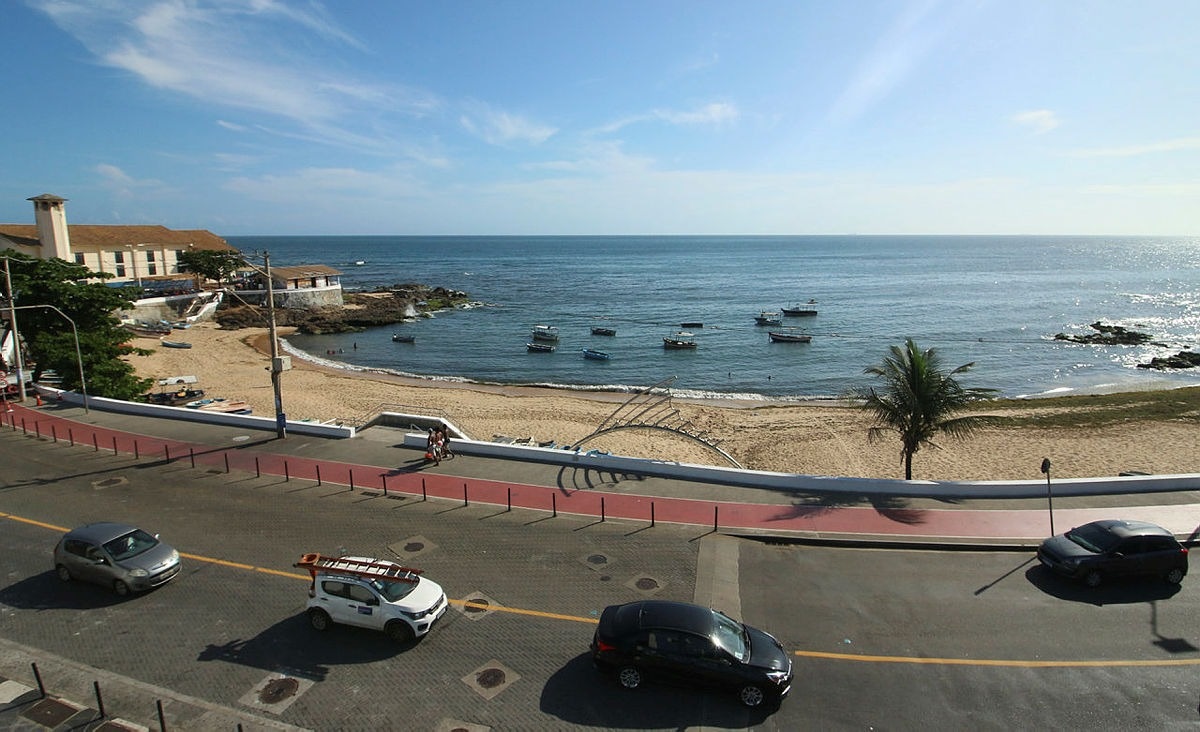 Vista da Praia da Paciência em Salvador