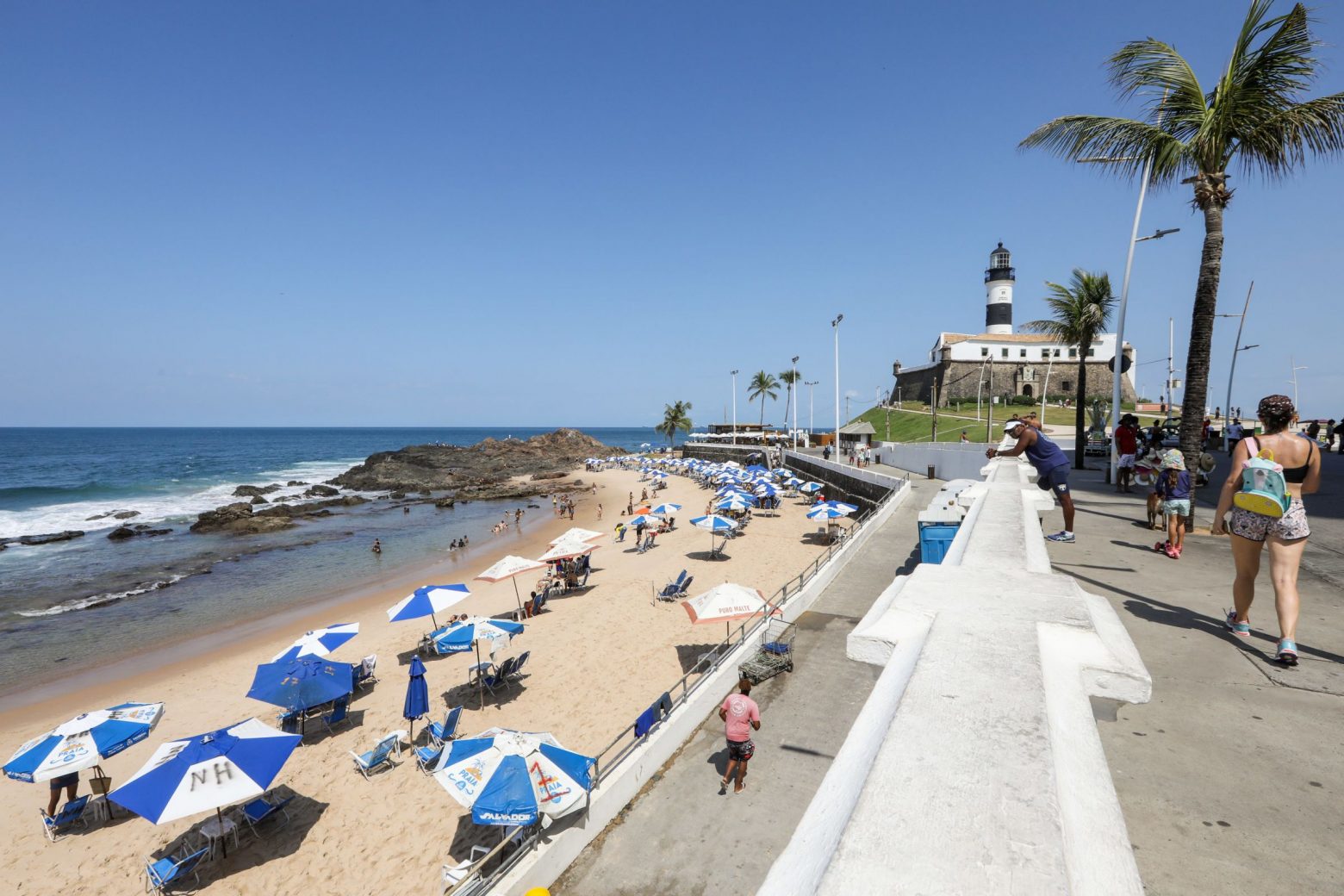 Praia do Farol da Barra - Salvador, Bahia