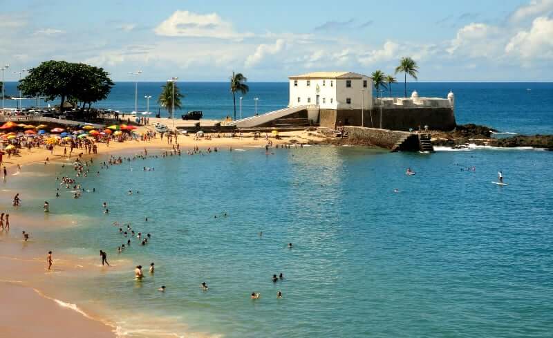 Praia do Porto da Barra em Salvador