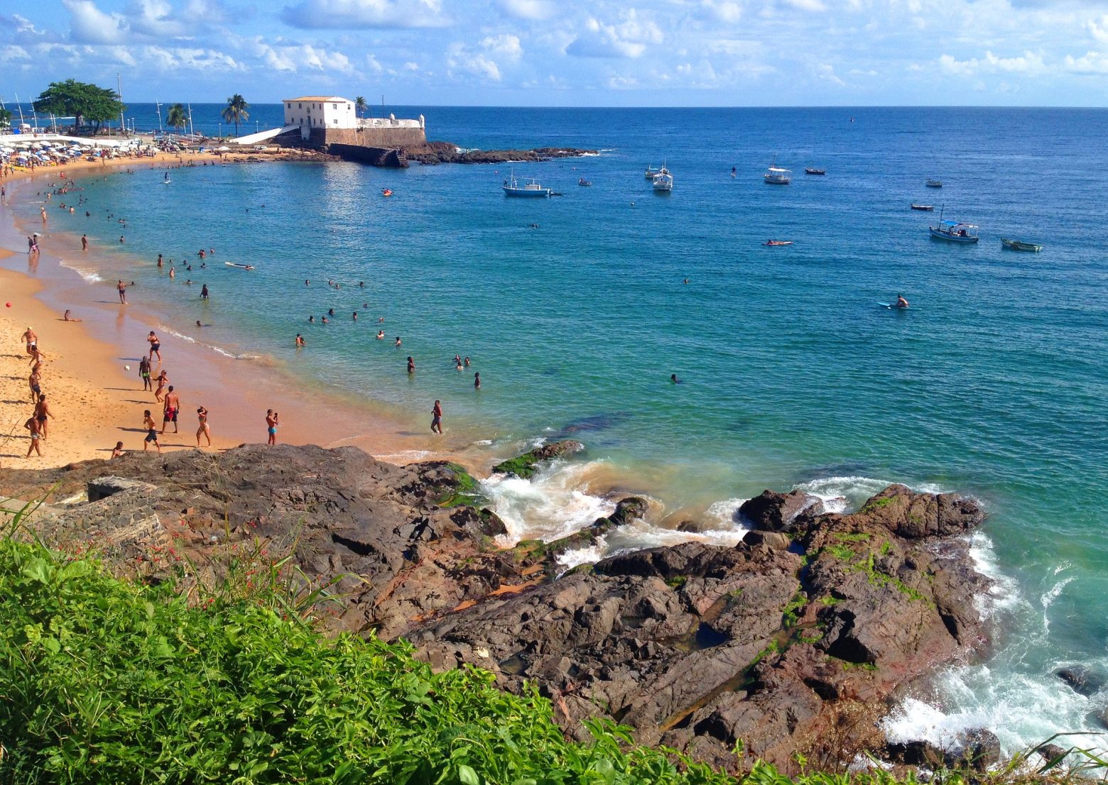 Praia do Porto da Barra em Salvador