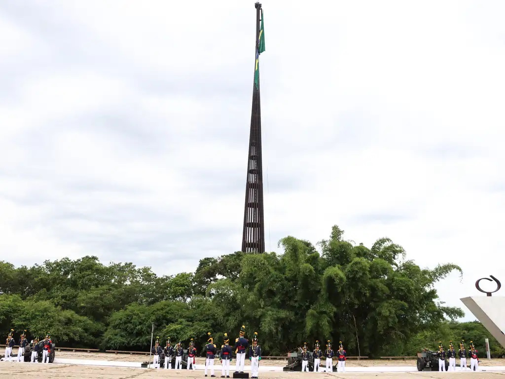 Cerimônia de Troca da Bandeira - Brasília