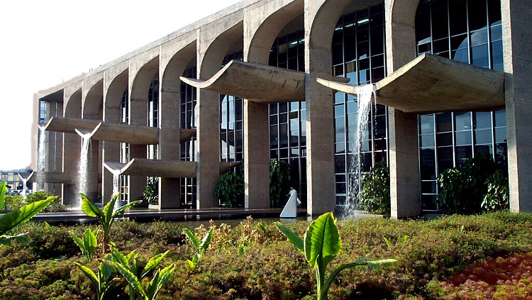 Fachada fonte do Palácio da Justiça, Brasília