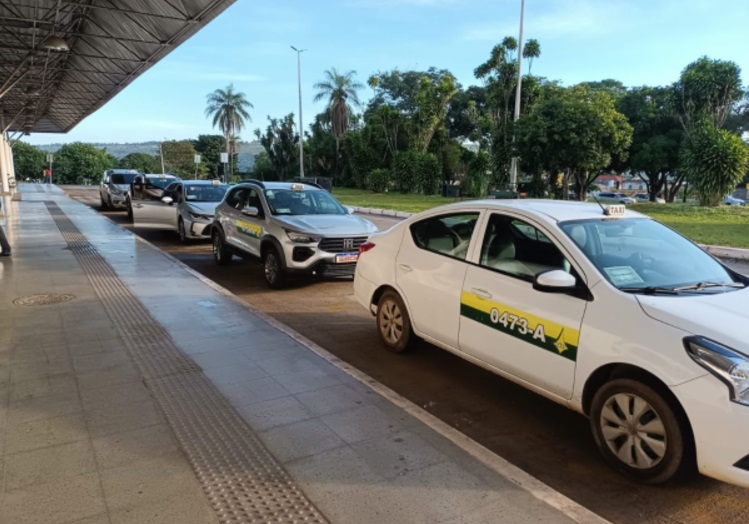 Fila de táxis em Brasília