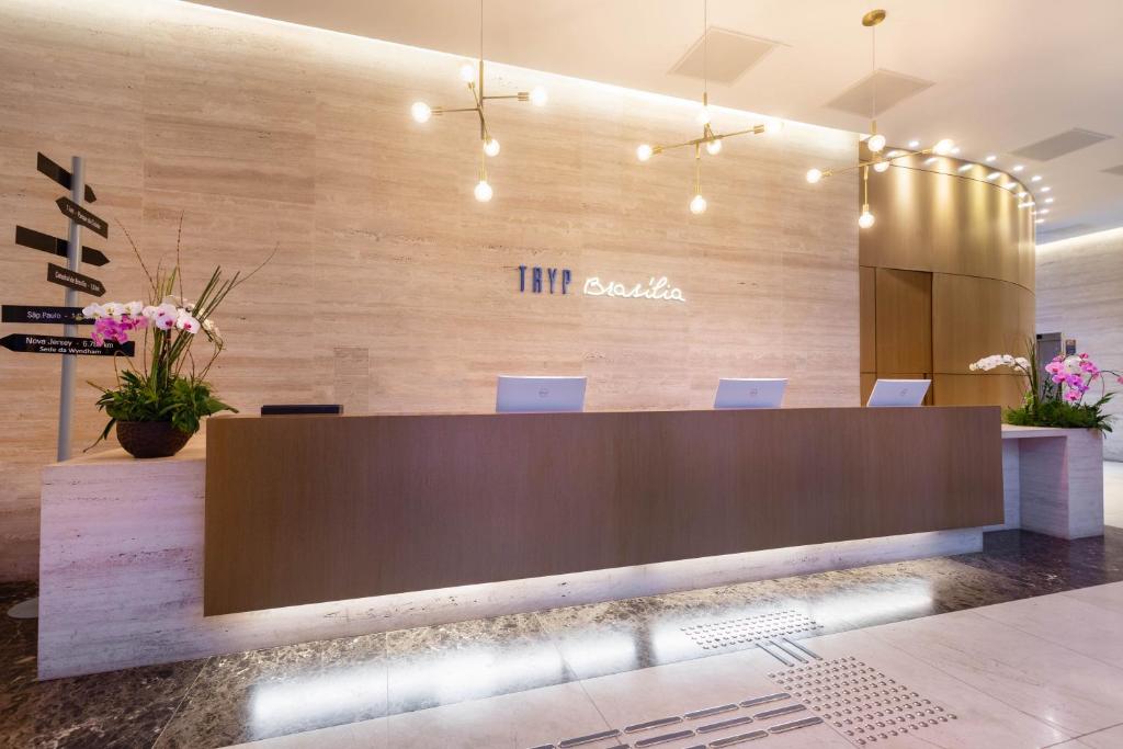 Recepção do Hotel Tryp by Wyndham Brasília Nações, em Brasília