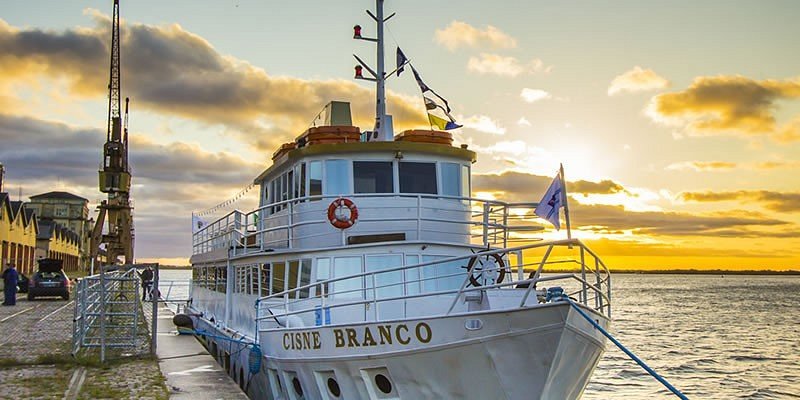 Barco Cisne Branco - Lago Guaíba, Porto Alegre