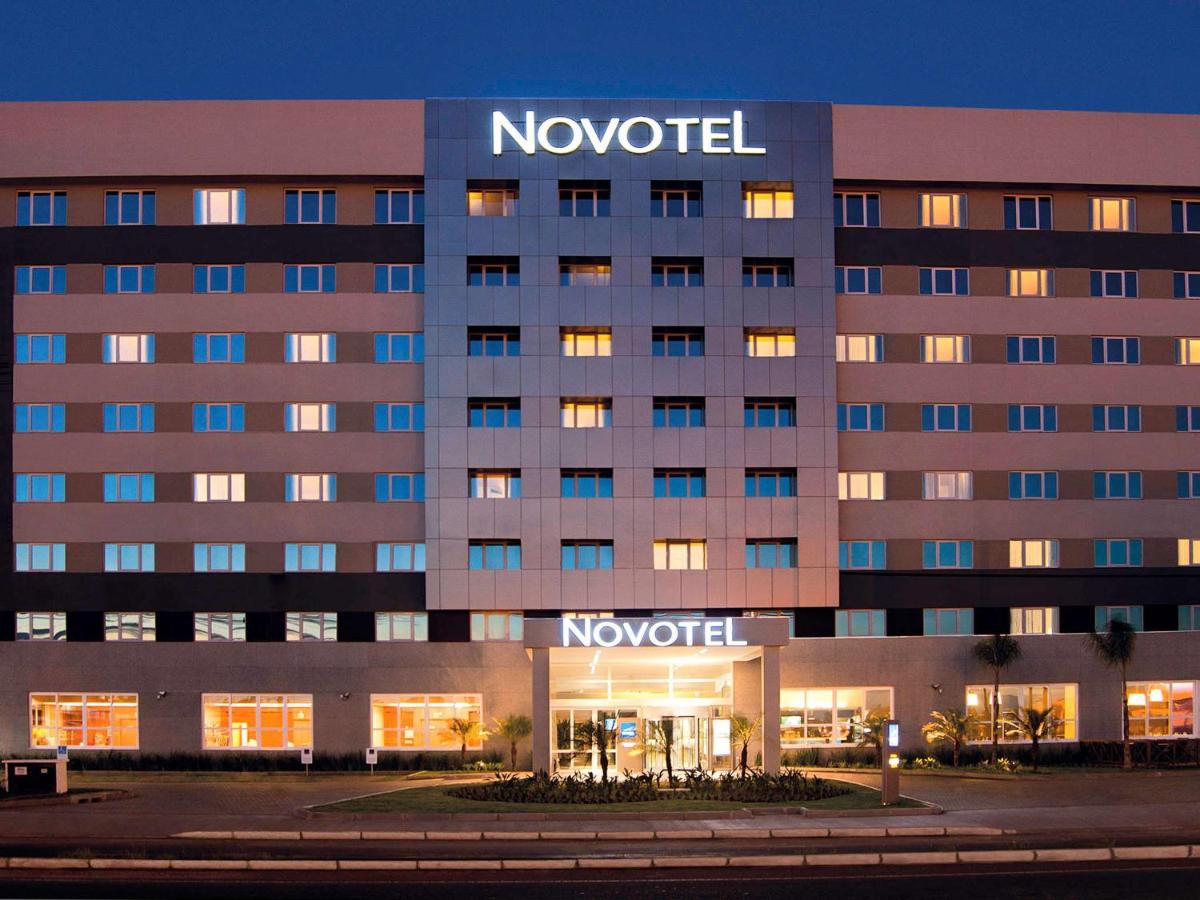 Fachada Novotel Porto Alegre