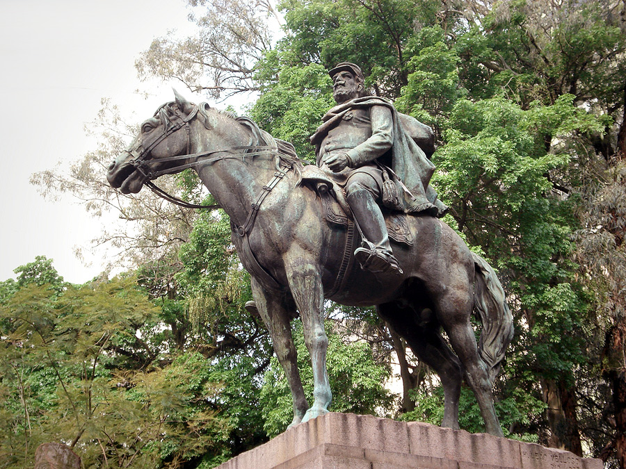 Estátua do General Osório, na Praça da Alfândega, Porto Alegre