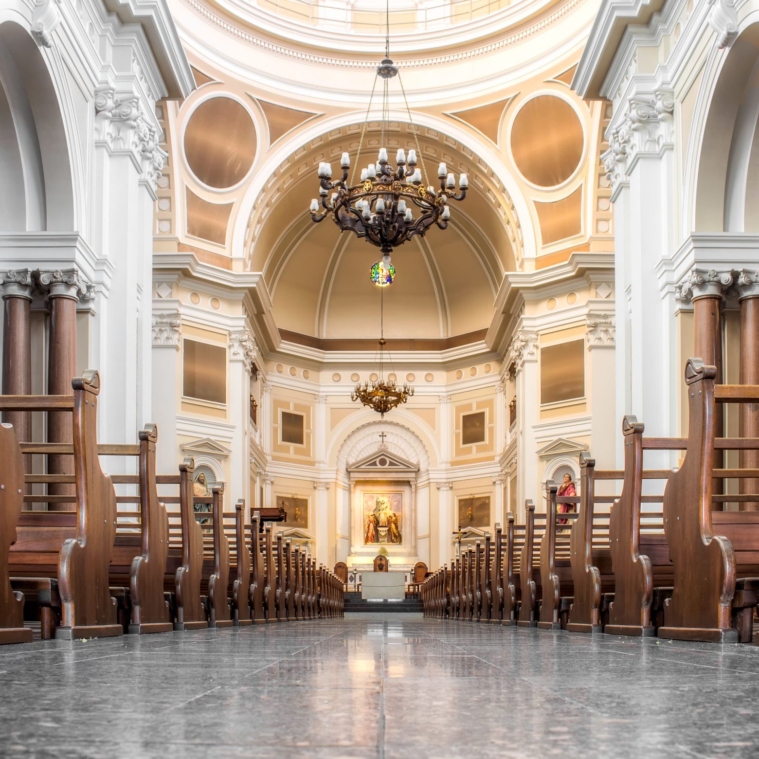 Parte interna da Catedral de Porto Alegre