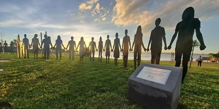 Monumento ao Voluntário Anônimo, Sicron Franco - Porto Alegre