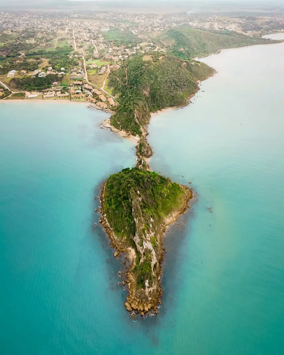 Vista aérea da Ponta do Pai Vitorio - Búzios