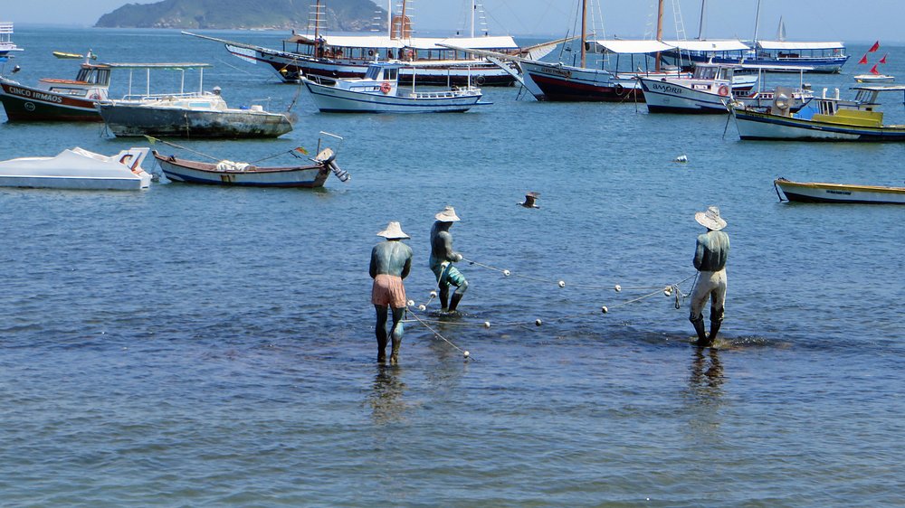 Escultura Os Três Pescadores - Búzios