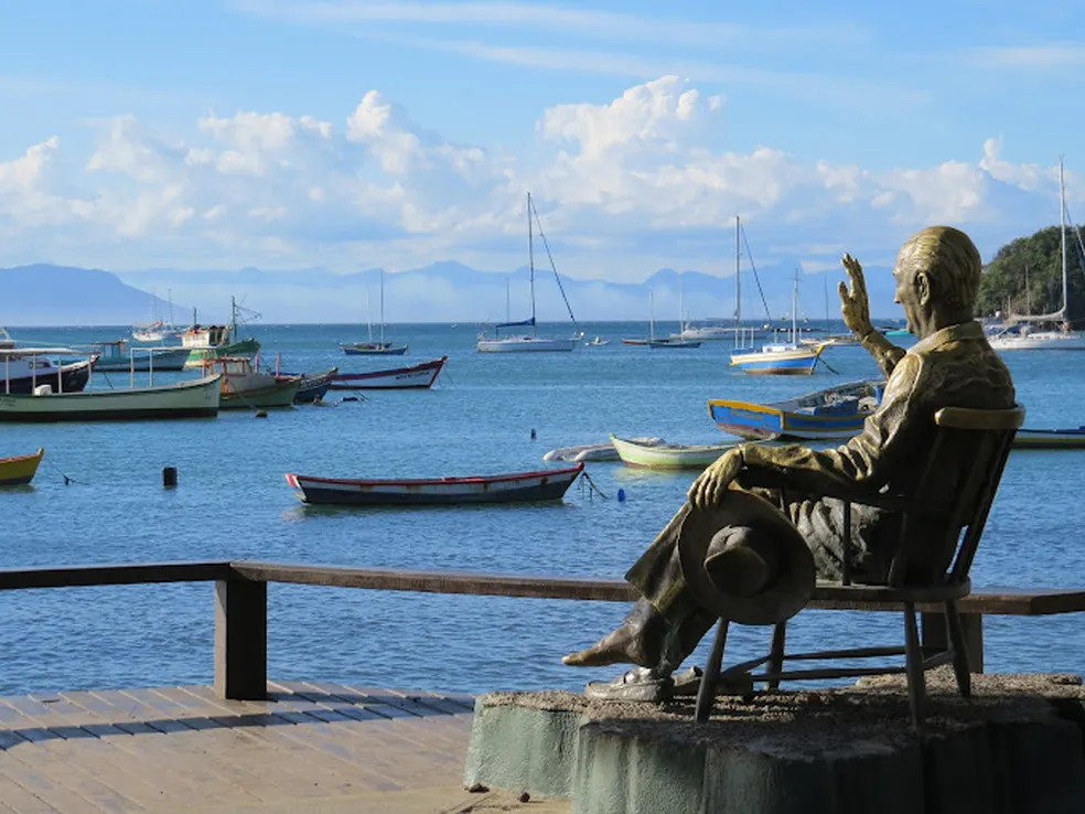 estátua de Juscelino Kubitschek Búzios